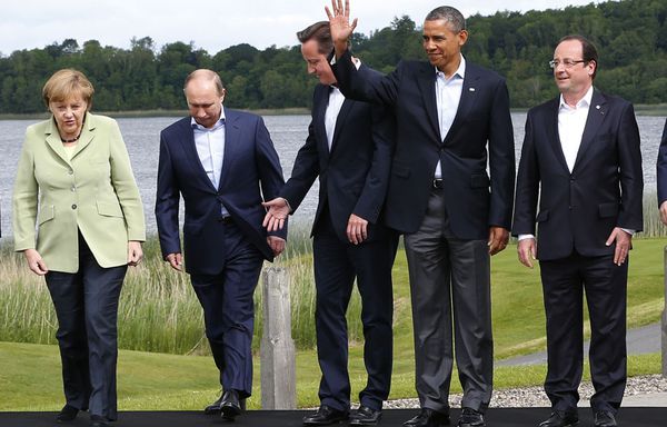 sem13Z22-Obama-Poutine-Merkel-Hollande-Cameron-G20.jpg