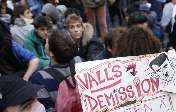 Manifestation-lyceenne-anti-Manuel-Valls.jpg