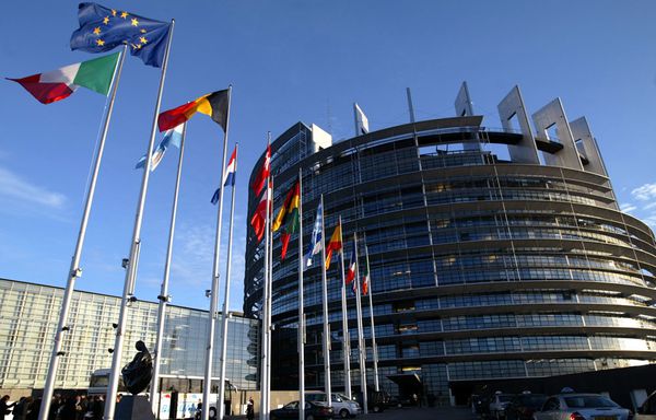 Parlement-europeen-Strasbourg-quitterait-la-France.jpg