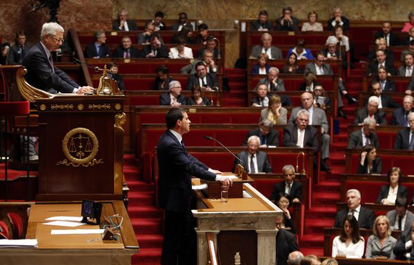 Manuel-Valls-plan-50-milliards-economies-assemblee-national.jpg