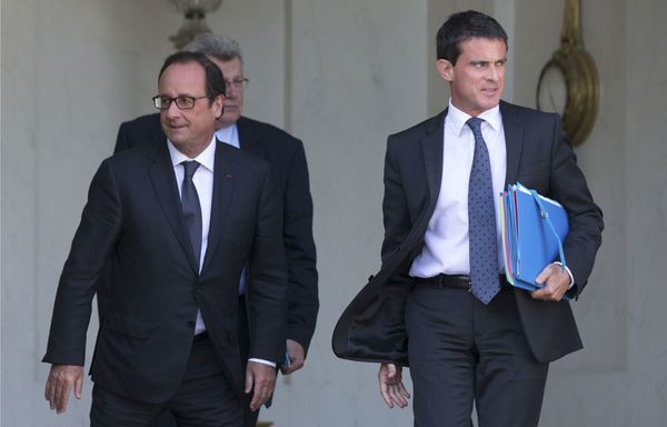 Francois-Hollande-et-Manuel-Valls-suppression-des-departeme.jpg
