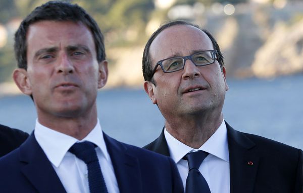 Manuel-Valls-Francois-Hollande-s-agacent-mutuellement.jpg