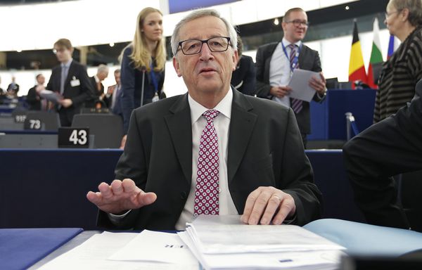 Juncker-annonce-315-milliards-euros-investissements.jpg