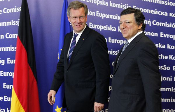 sem55-Z16-Jose-Manuel-Barroso-Christian-Wulff.jpg