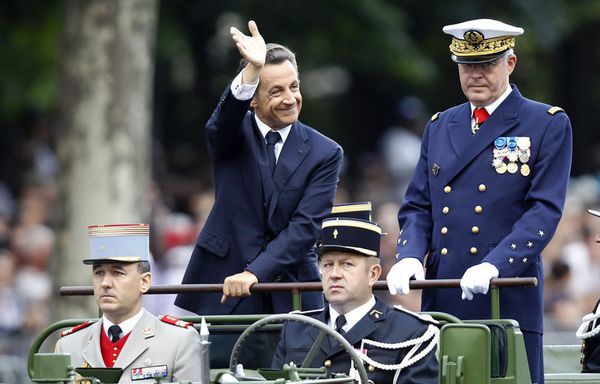sem57-Z0-Sarkozy-Defile.jpg