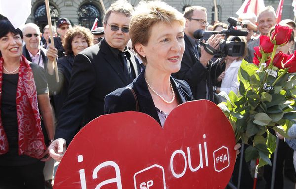 sem77-Z10-Suisse-gouvernement.jpg