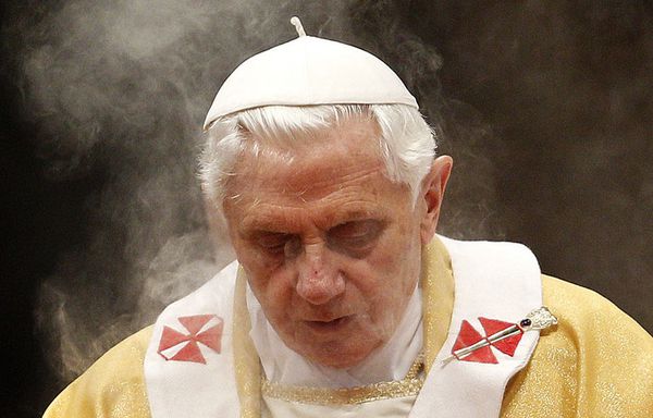 Pape-Benoit-XVI-Vatican_pics_809.jpg