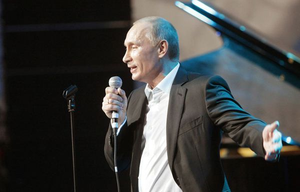 sem100-Z2-Vladimir-Poutine-concert-de-charite.jpg