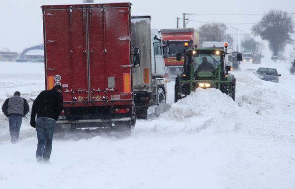 sem103-Z28-neige-sur-les-routes.jpg