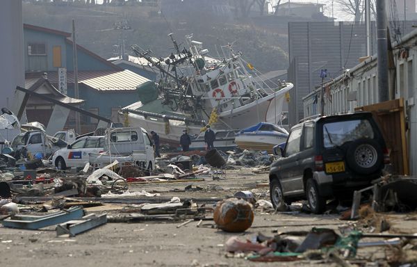 Japon-degats-materiels-tsunami.jpg