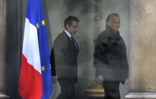 Nicolas-Sarkozy-Dominique-de-Villepin-Elysee.jpg