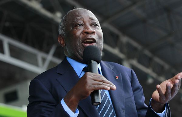 Laurent-Gbagbo-depart-5-avril.jpg