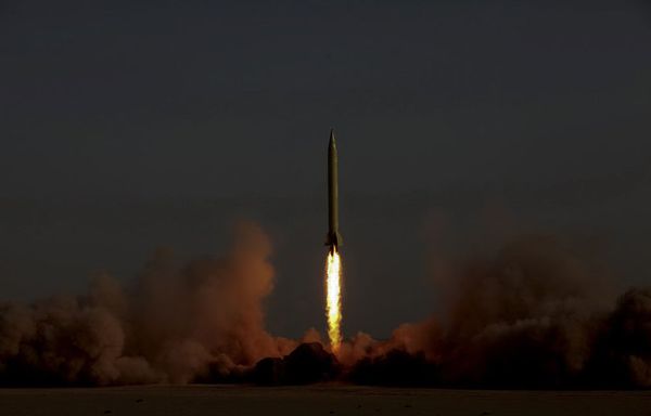 sem11juh-Z36-Missile-Iran.jpg