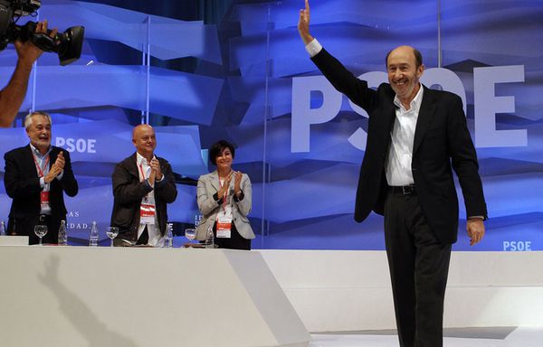 sem11octb-Z9-Alfredo-Perez-Rubalcaba-candidat-socialiste-Es.jpg