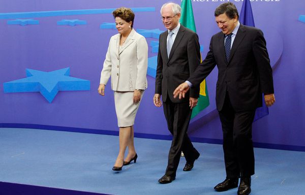 sem11octb-Z24-Dilma-Roussef-UE-Van-Rompuy-Barroso.jpg