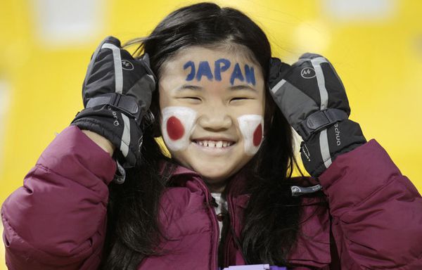 sem11jd-Z24-supportrices-japon-football.jpg
