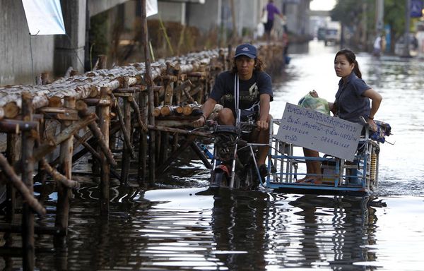 sem11novh-Z22-inondations-a-Bangkok-Thailande.jpg