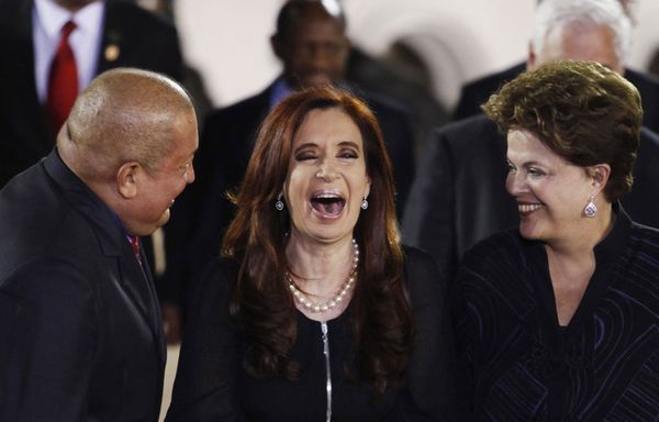 sem11deca-Z2-Hugo-Chavez-Cristina-Fernandez-Dilma-Rousseff.jpg
