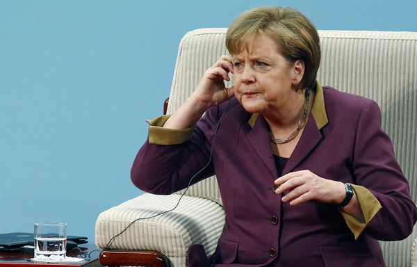 sem12feva-Z12-chanceliere-allemande-Angela-Merkel-copie-1.jpg