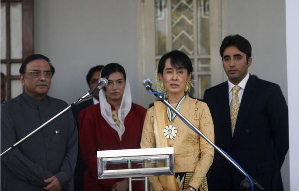 sem12janh-Z5-Aung-San-Suu-Kyi-recompense.jpg