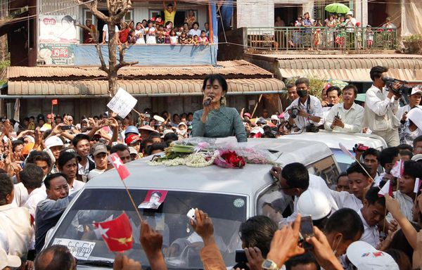 sem12jani-Z7-Aung-San-Suu-Kyi-election-Birmanie.jpg