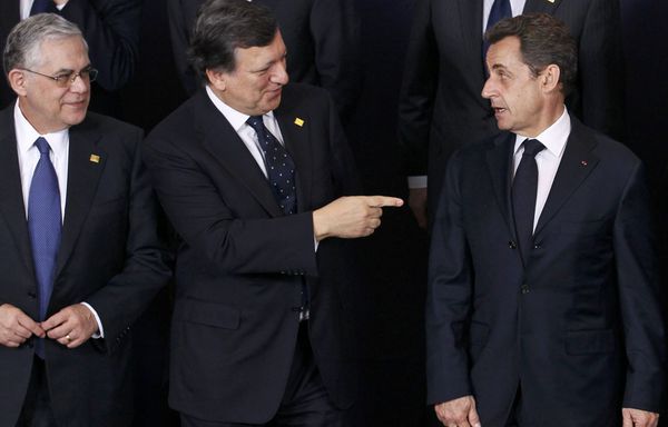 Sarkozy-Papademos-Barroso-pacte-budgetaire-2-mars.jpg