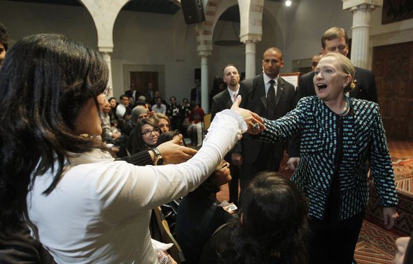 sem12fevh-Z6-Hillary-Clinton-Tunisie.jpg