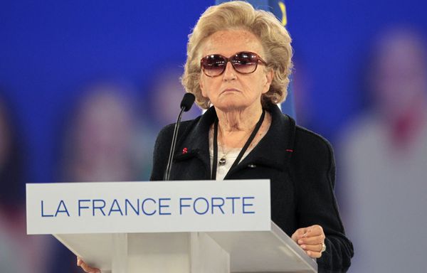 Bernadette-Chirac-meeting-de-Sarkozy-Villepinte.jpg