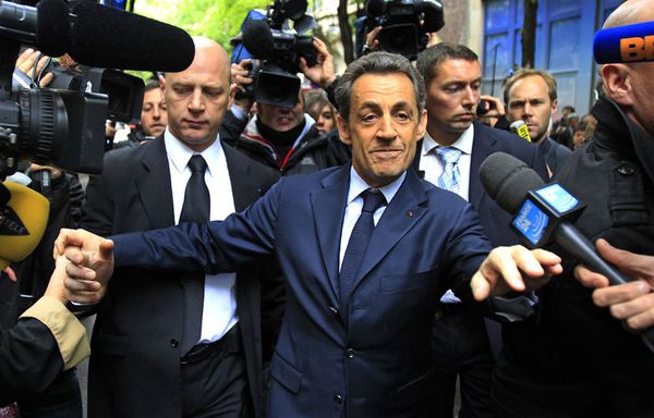 sem12avrf-Z25-Nicolas-Sarkozy-QG-campagne.jpg