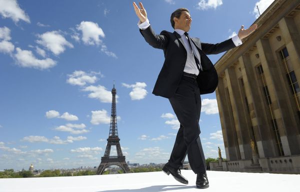 Sarkozy-Trocadero-Tour-Eiffel-1er-mai.jpg