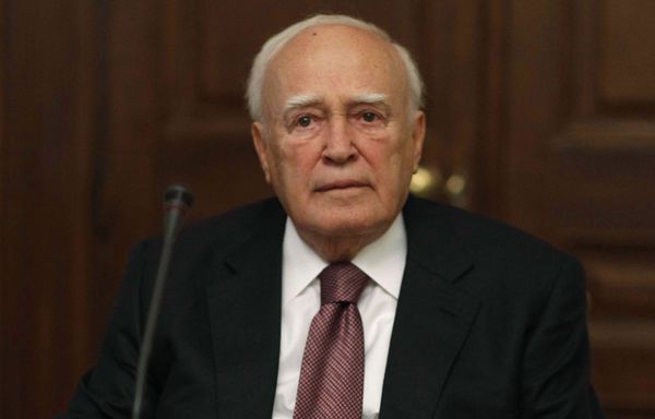 Grece-Carolos-Papoulias-president.jpg