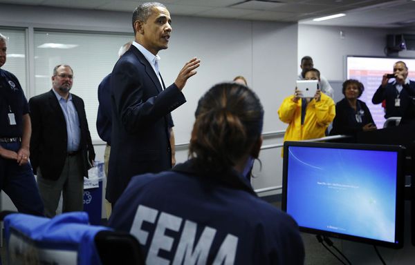 sem12octh-Z8-Barack-Obama-FEMA-ouragan-sandy.jpg