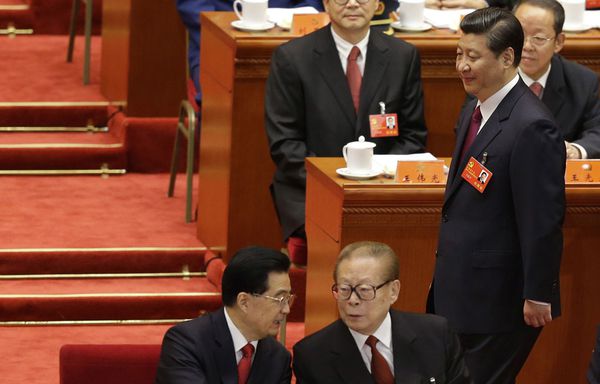 Xi-Jinping-veut-faire-de-la-Chine-une-societe-de-moyenne-ai.jpg