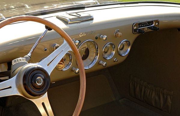 cisitalia_ford_808_xf_vignale_convertible_1952_116.jpg