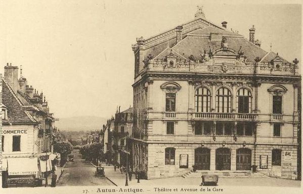 AUTUN 20w - Le Théâtre