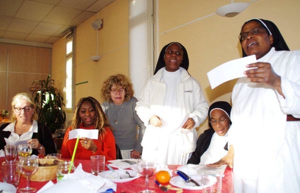 NOEL-Repas-personnes-seules-Paroisse-25-decembre 021