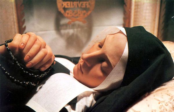S.BERNADETTE---VOLTO.jpg