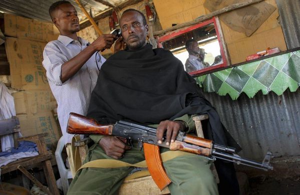 sem12octb-Z35-somalie-tout-le-monde-sur-ses-gardes.jpg