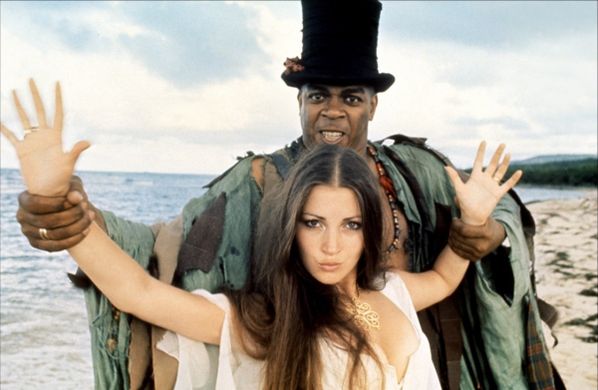 Vivre-et-laisser-mourir-Let-live-and-die-Roger-Moore-007-Ja.jpg