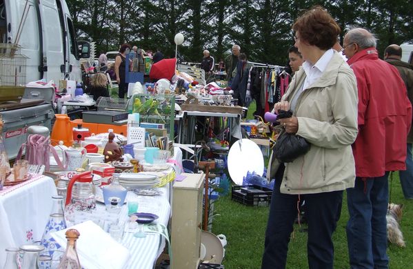5504_La-Vergne-brocante.jpg