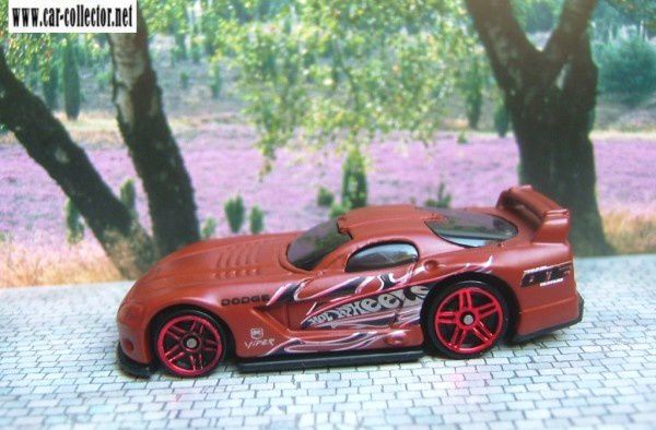 dodge-viper-gtsr hot wheels racing pack 5 2004