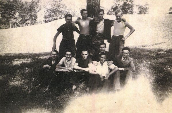 jeunes juin 40