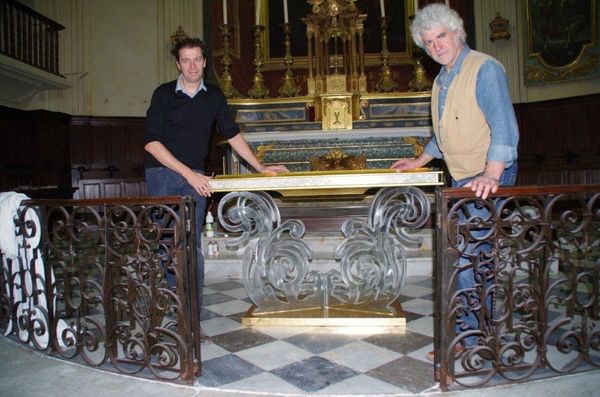 Autel-eglise-La-Madeleine-installation 002