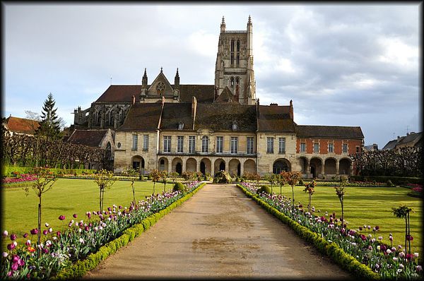 Jardin-Bossuet-Meaux-1a.jpg