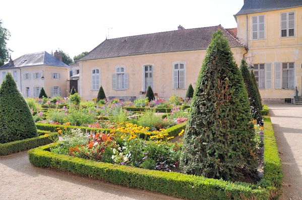 Sens-et-la-Bourgogne 0670