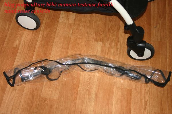 Babyzen-Yoyo-noire-2012 0130 (2)