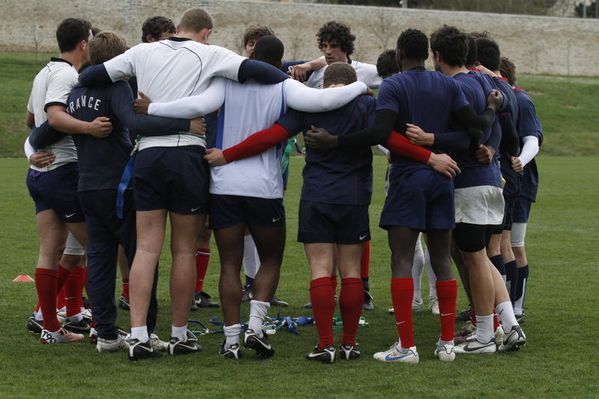 A_L_ECOLE_DU_RUGBY_preview.jpg