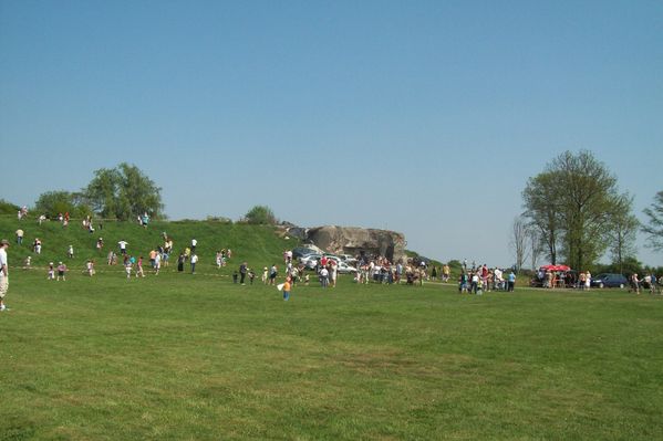 2011-04-23-Chasse-a-l-oeuf--8-.JPG