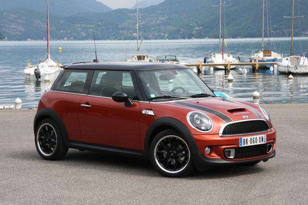 mini_cooper_sd_5-door_f56_2014_115.jpg