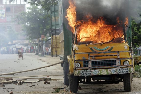 bangladesh-greves-et-emeutes.jpg